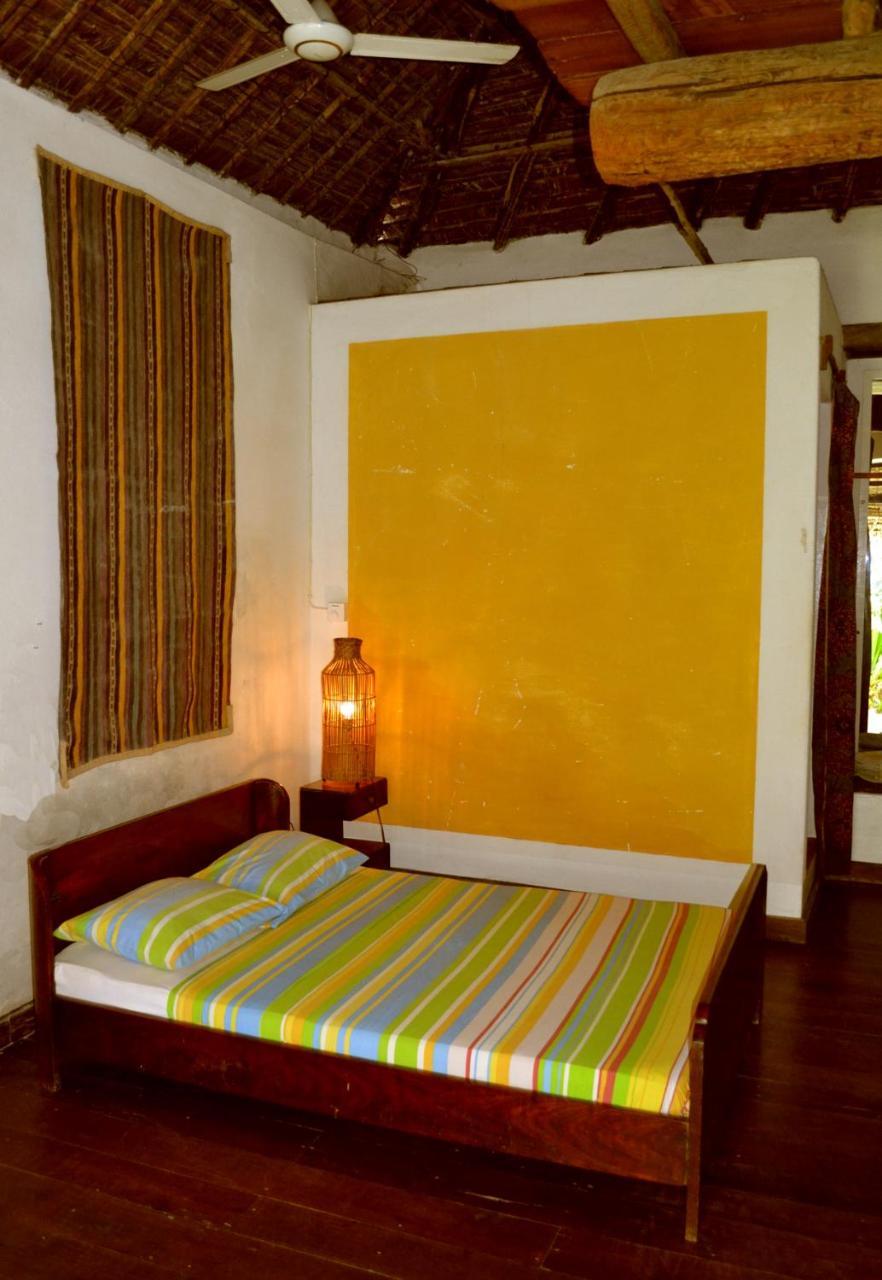 Patio Dos Quintalinhos - Casa Di Gabriele Bed and Breakfast Mozambique-øen Eksteriør billede
